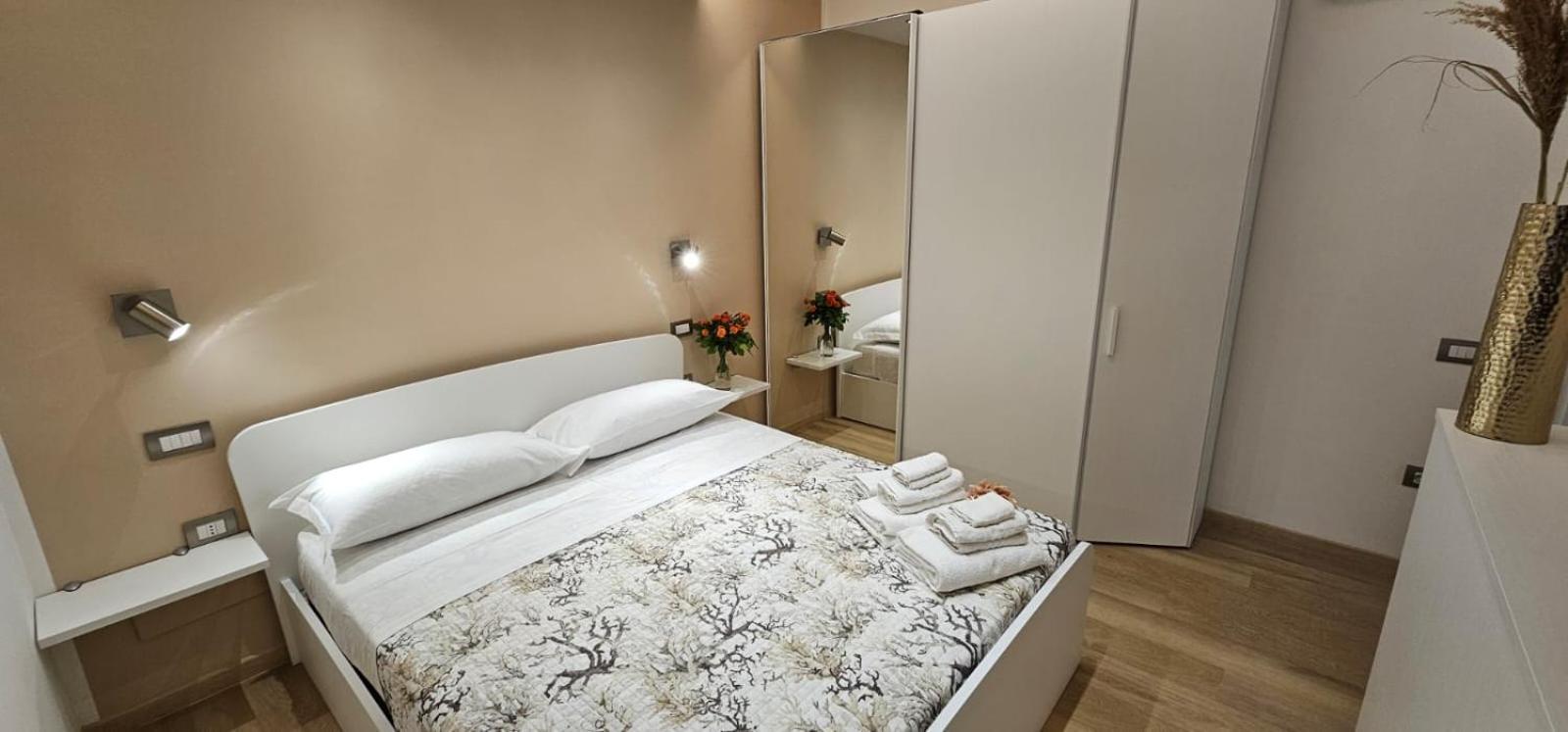 Happy Holiday Apartament Quartu SantʼElena Esterno foto