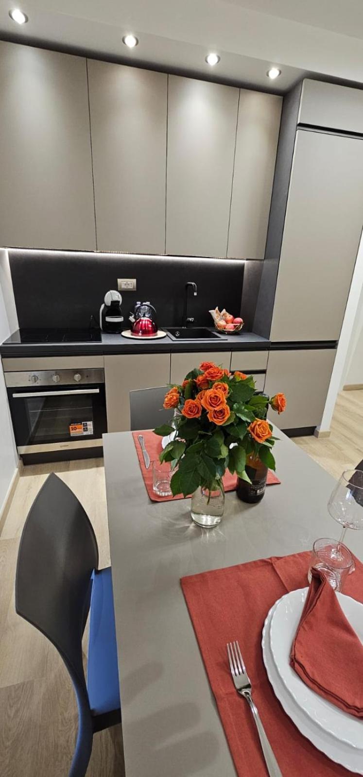 Happy Holiday Apartament Quartu SantʼElena Esterno foto
